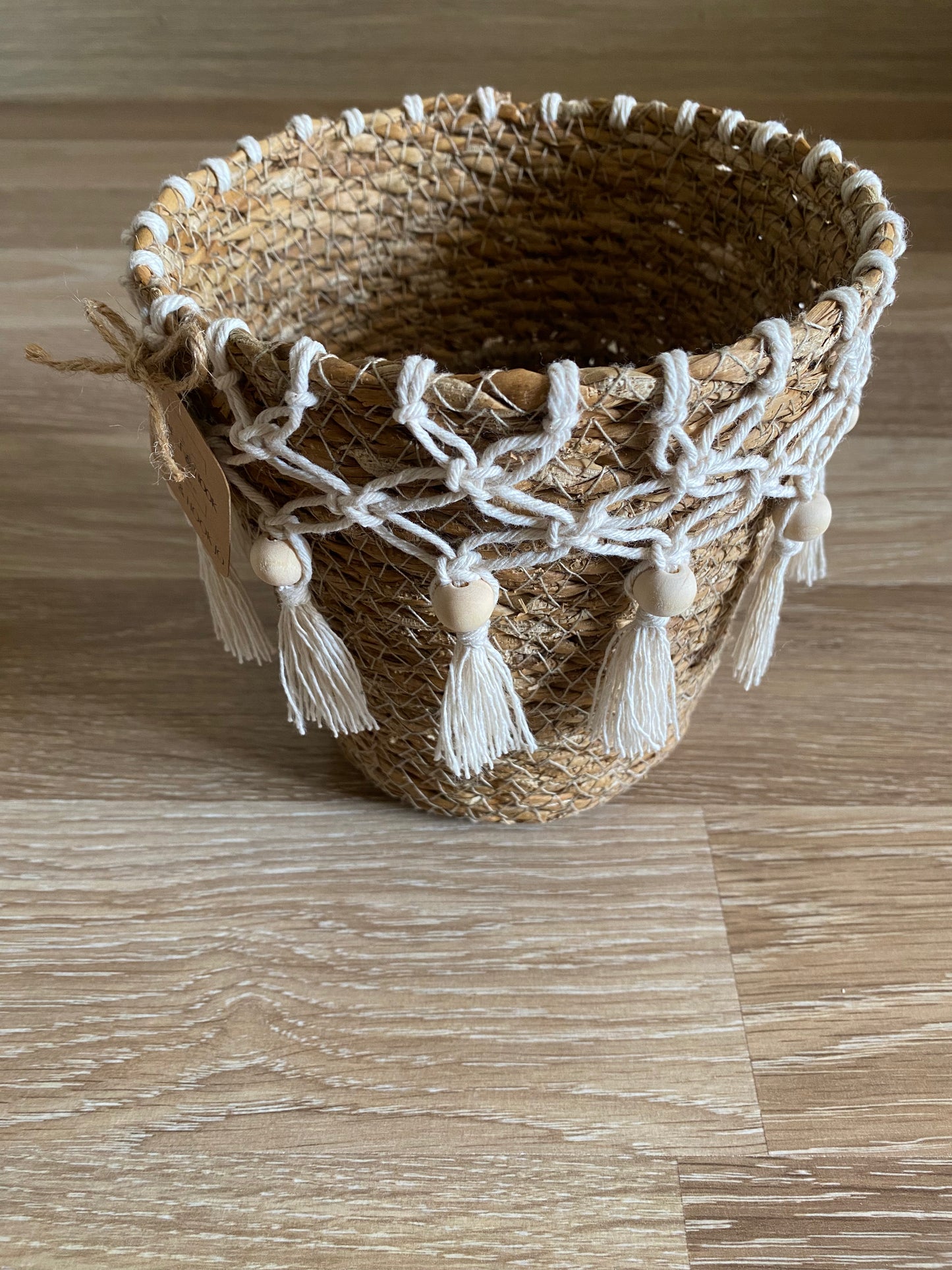 Straw Pot