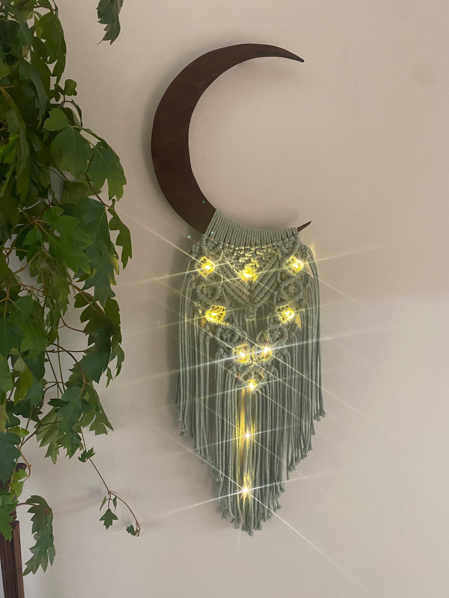 Rustic Hilal