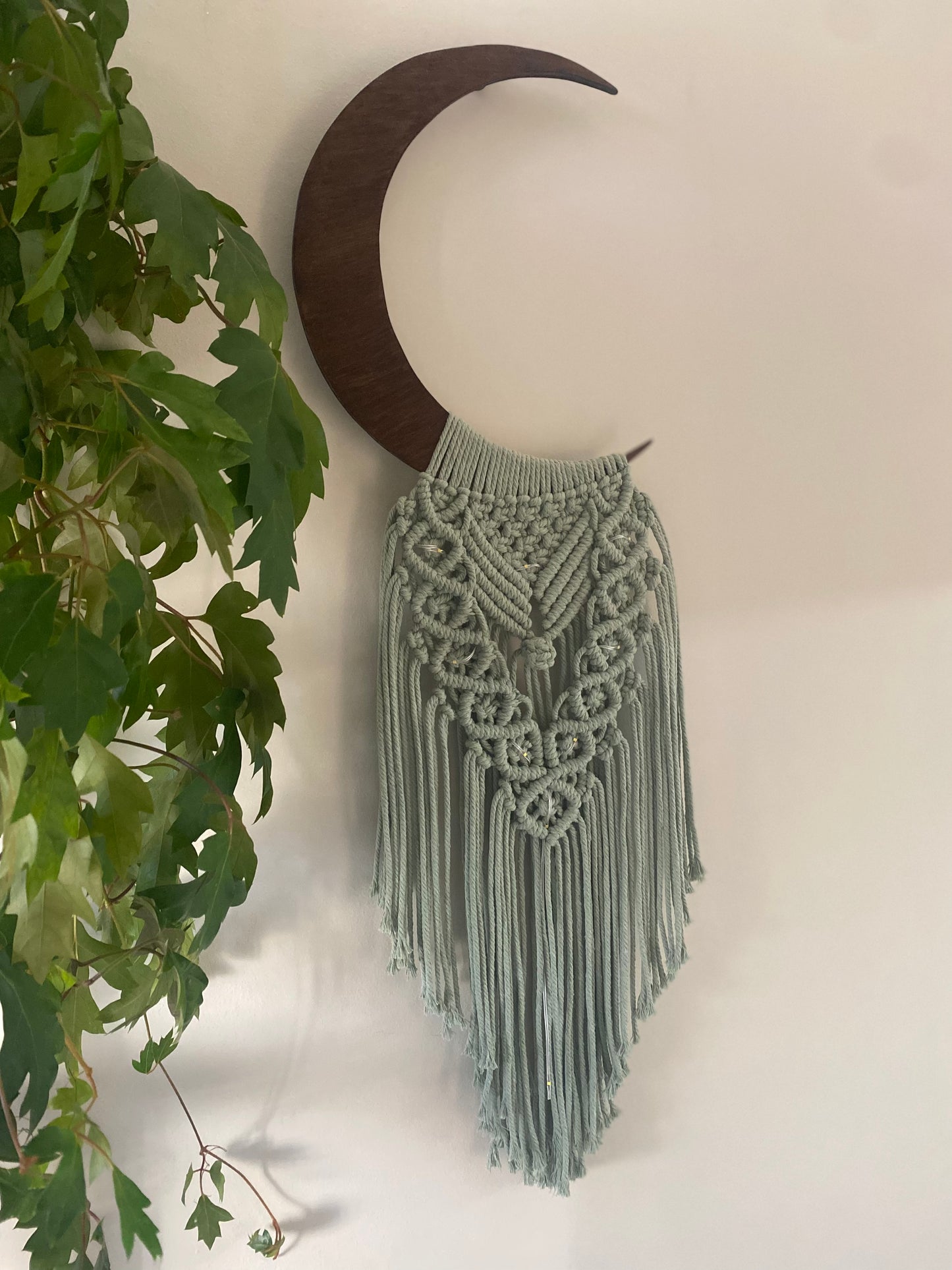 Rustic Hilal