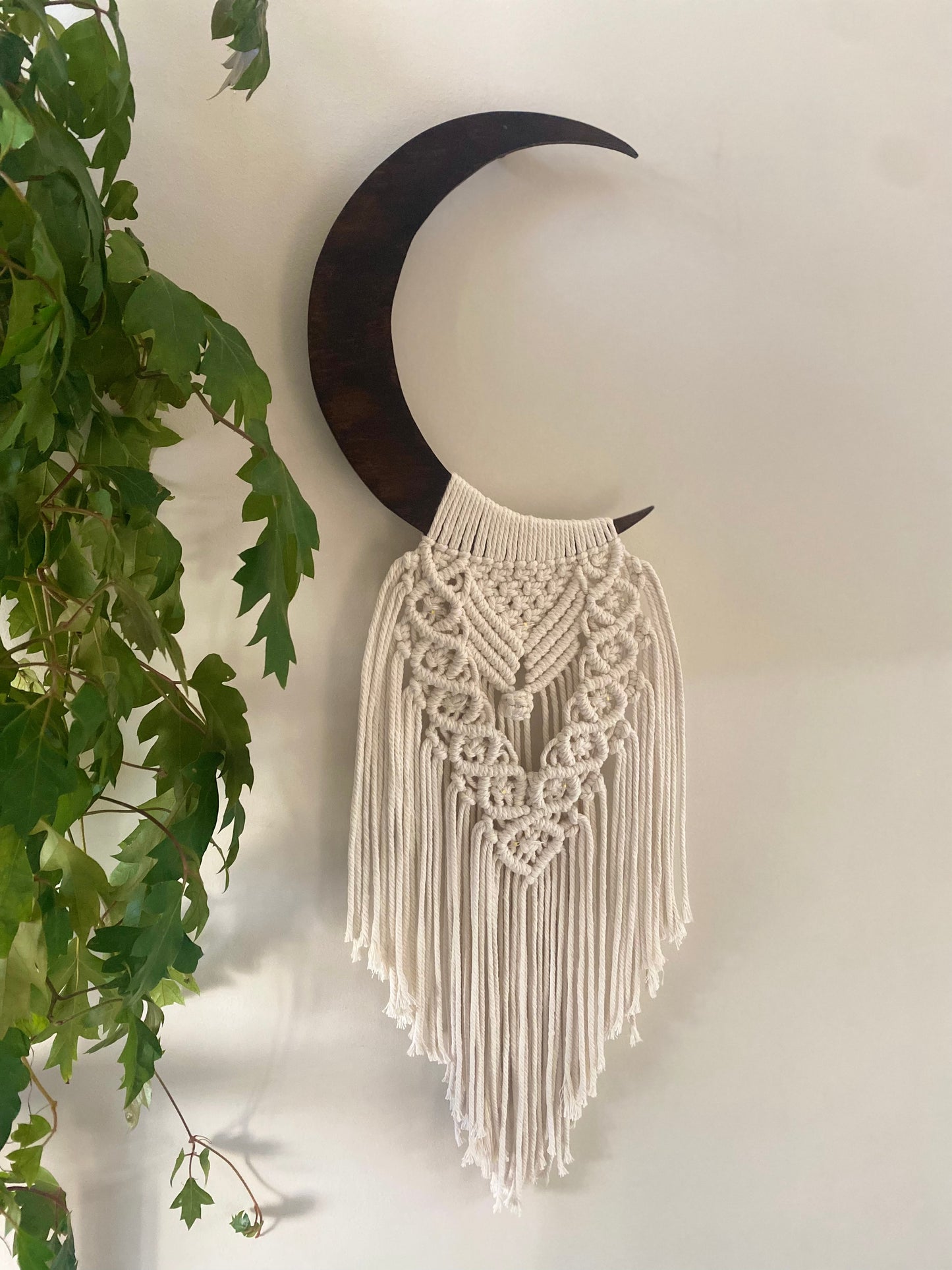 Rustic Hilal